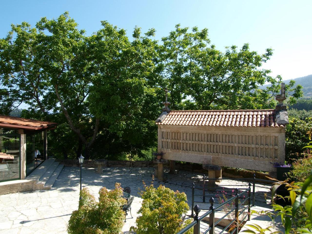 Casa Torre Vella Guest House Bueu Bagian luar foto